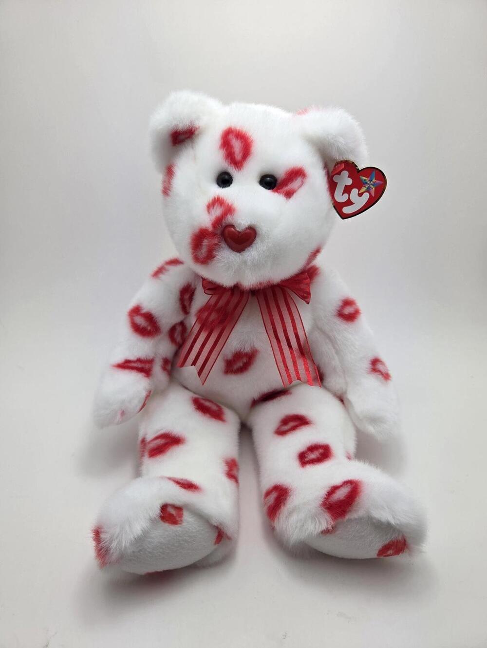 Ty Beanie Buddy “Smooch” the Bear! (13.5 inch)